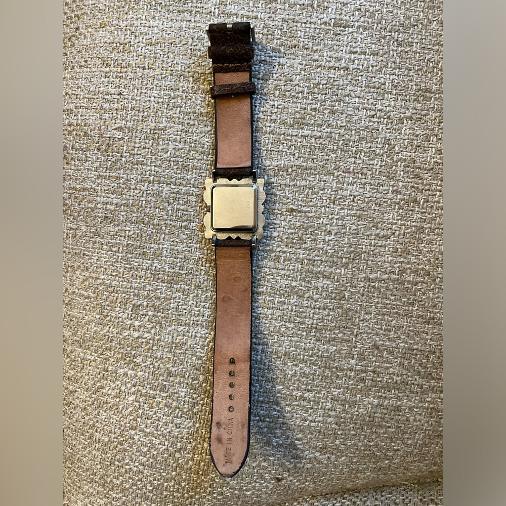 Watch - Picture 5 of 7